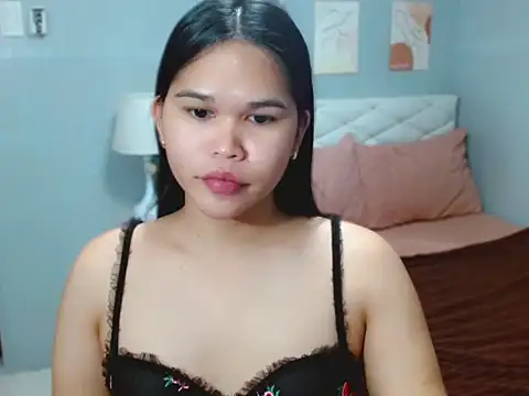 Snapshot of AlianaFord chatting on June 22, 2026, 4:26 pm AlianaFord online show from June 22, 2026, 4:26 pm