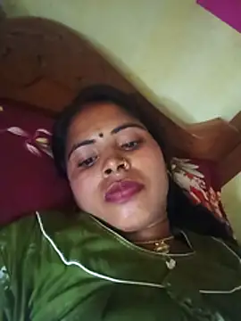 Snapshot of KRITIKA01990 chatting on July 1, 2026, 8:47 am KRITIKA01990 online show from July 1, 2026, 8:47 am