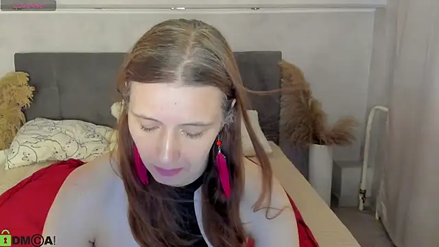 Snapshot of Kathrine-Meyer chatting on July 10, 2026, 1:05 am Kathrine-Meyer online show from July 10, 2026, 1:05 am