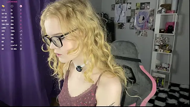 evetease online show from July 4, 2026, 4:41 am