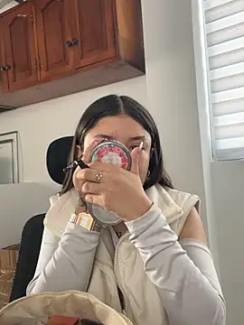 Snapshot of Camila_Duarte_2 chatting on June 9, 2026, 1:23 pm Camila Duarte 2 online show from June 9, 2026, 1:23 pm