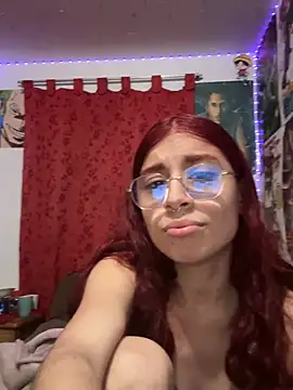 Snapshot of Cherry_Luna1 chatting on July 7, 2026, 7:23 am Cherry Luna1 online show from July 7, 2026, 7:23 am