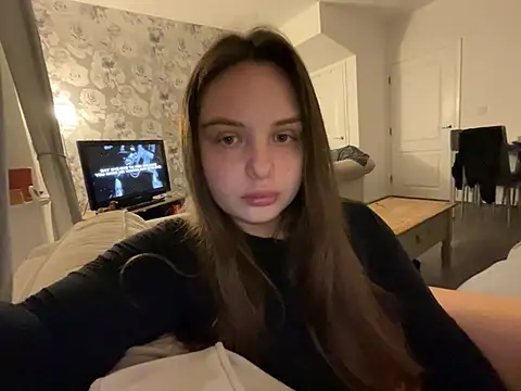 PregnantEllMai online show from June 25, 2026, 10:26 pm