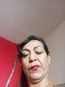 Snapshot of awezomepenelope chatting on July 19, 2026, 5:53 pm awezomepenelope online show from July 19, 2026, 5:53 pm