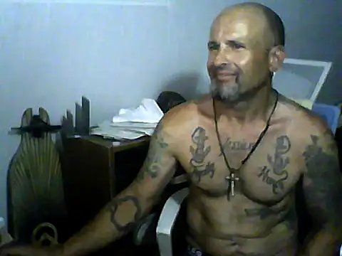 Snapshot of SlickDickyadown chatting on June 16, 2026, 12:43 am SlickDickyadown online show from June 16, 2026, 12:43 am