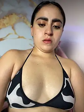 Snapshot of LILI_911 chatting on June 11, 2026, 12:32 am LILI 911 online show from June 11, 2026, 12:32 am