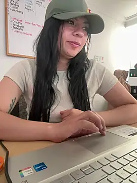 Snapshot of vanellopeFoxx chatting on July 24, 2026, 5:09 pm vanellopeFoxx online show from July 24, 2026, 5:09 pm
