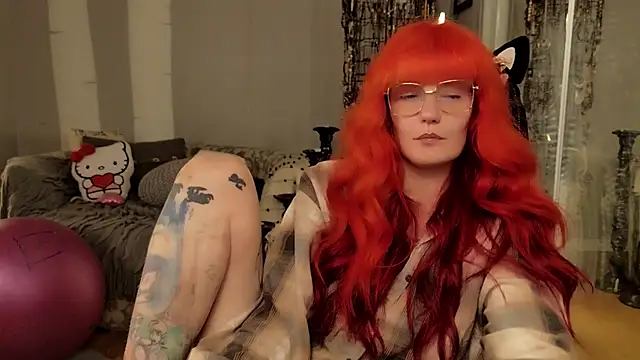 Snapshot of youngmilfBlossom chatting on June 27, 2026, 3:56 am youngmilfBlossom online show from June 27, 2026, 3:56 am