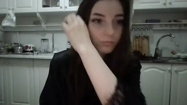 PollySecrettt online show from June 8, 2026, 12:49 am