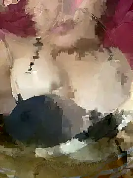 Snapshot of Toiyeuanh chatting on July 30, 2026, 12:26 pm Toiyeuanh online show from July 30, 2026, 12:26 pm
