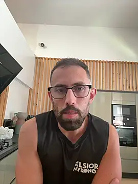 Snapshot of Fitnesswithjose chatting on June 17, 2026, 11:42 am Fitnesswithjose online show from June 17, 2026, 11:42 am