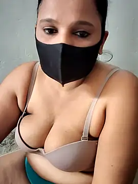 Lusty mussty online show from June 11, 2026, 5:15 am