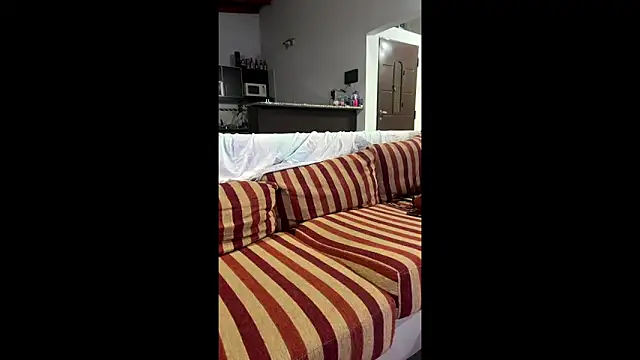 Snapshot of NatuBlanco chatting on June 14, 2026, 3:19 am NatuBlanco online show from June 14, 2026, 3:19 am