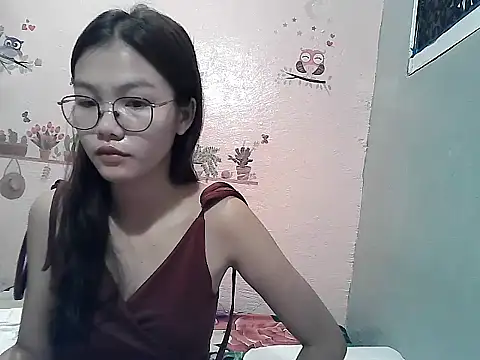 Snapshot of ClassyCrushpinay chatting on June 17, 2026, 11:14 pm ClassyCrushpinay online show from June 17, 2026, 11:14 pm