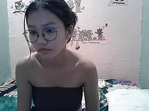 Snapshot of ClassyCrushpinay chatting on June 15, 2026, 12:38 pm ClassyCrushpinay online show from June 15, 2026, 12:38 pm