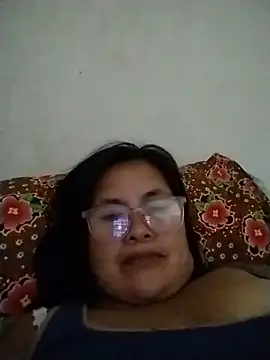 Snapshot of ClassyLady51 chatting on July 1, 2026, 12:44 am ClassyLady51 online show from July 1, 2026, 12:44 am