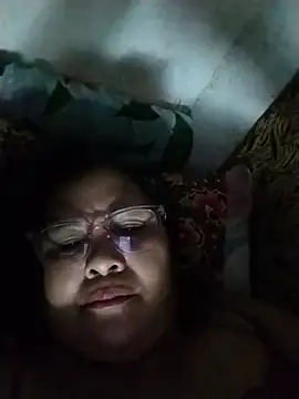 Snapshot of ClassyLady51 chatting on July 3, 2026, 9:10 pm ClassyLady51 online show from July 3, 2026, 9:10 pm