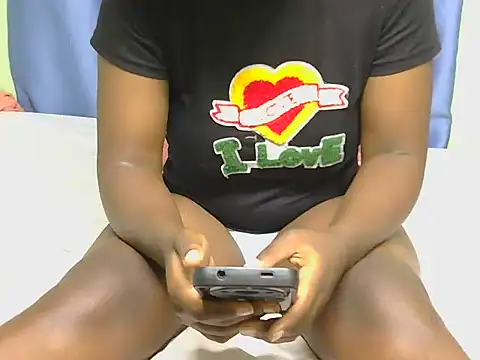 Snapshot of sexxybutty24 chatting on June 25, 2026, 11:32 pm sexxybutty24 online show from June 25, 2026, 11:32 pm