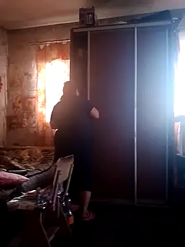 oksana72 online show from September 12, 2025, 6:57 am