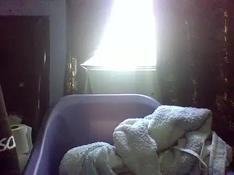 Lovey daisy15 online show from June 26, 2026, 7:36 am