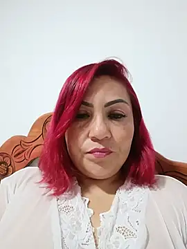 Snapshot of Agata_Traviesa chatting on June 19, 2026, 3:01 am Agata Traviesa online show from June 19, 2026, 3:01 am