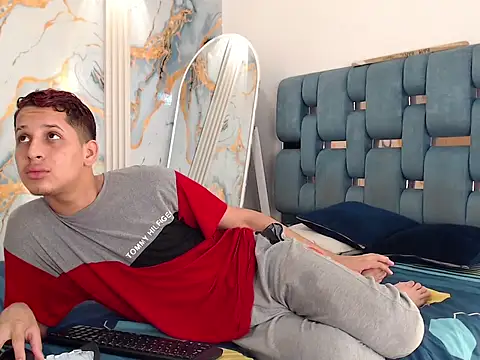 Thick cock guys online show from June 10, 2026, 7:26 pm
