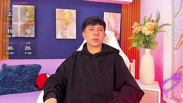 Mathyw Mont online show from August 7, 2026, 3:34 am