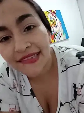 Snapshot of Carolina_Velez_pm chatting on July 3, 2026, 2:18 am Carolina Velez pm online show from July 3, 2026, 2:18 am