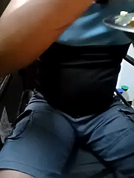 Snapshot of Lawrencedlkk007 chatting on February 10, 2026, 11:09 am Lawrencedlkk007 online show from February 10, 2026, 11:09 am