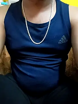 Snapshot of Lawrencedlkk007 chatting on March 9, 2025, 7:34 am Lawrencedlkk007 online show from March 9, 2025, 7:34 am