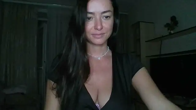 Snapshot of Mia_Salamanka chatting on July 29, 2026, 3:33 pm Mia Salamanka online show from July 29, 2026, 3:33 pm