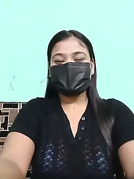 Snapshot of Sweathatamil chatting on June 25, 2026, 4:56 pm Sweathatamil online show from June 25, 2026, 4:56 pm