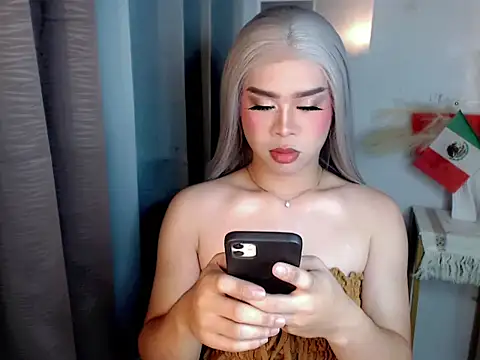 Horny HoneyX online show from July 7, 2026, 11:47 am