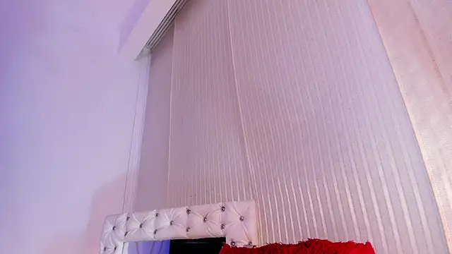 Snapshot of Mariana_Smiith_ chatting on July 31, 2026, 7:33 pm Mariana Smiith online show from July 31, 2026, 7:33 pm
