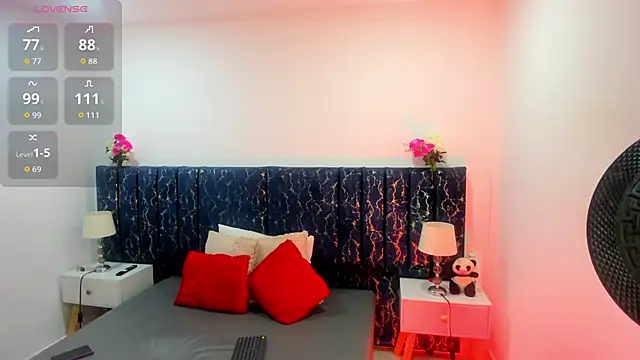 Snapshot of Mariana_Smiith_ chatting on June 27, 2026, 7:53 pm Mariana Smiith online show from June 27, 2026, 7:53 pm
