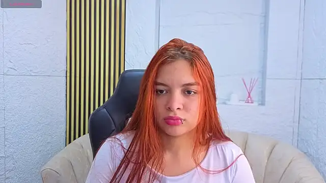 Snapshot of sofia_red_cn chatting on June 19, 2026, 1:28 pm sofia red cn online show from June 19, 2026, 1:28 pm