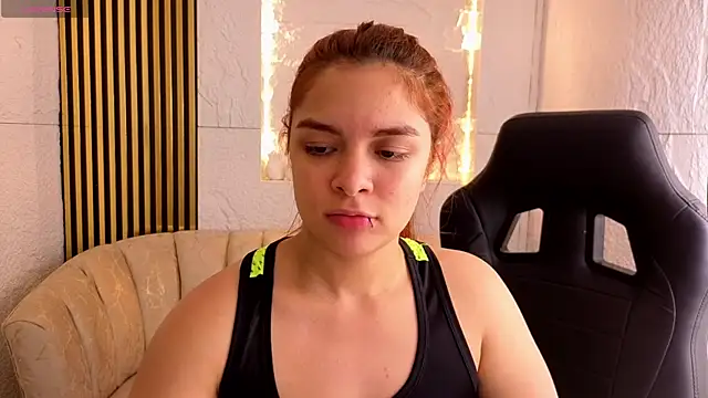 Snapshot of sofia_red_cn chatting on July 8, 2026, 1:30 am sofia red cn online show from July 8, 2026, 1:30 am