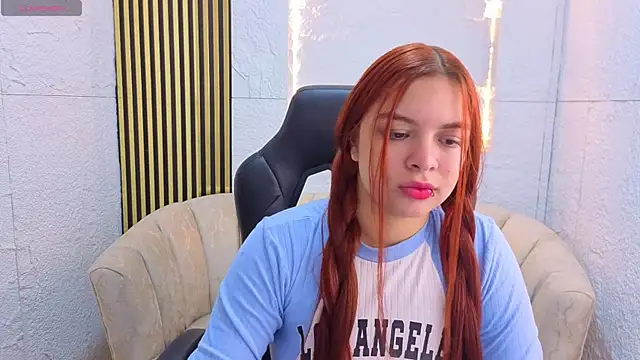 Snapshot of sofia_red_cn chatting on June 18, 2026, 1:05 pm sofia red cn online show from June 18, 2026, 1:05 pm