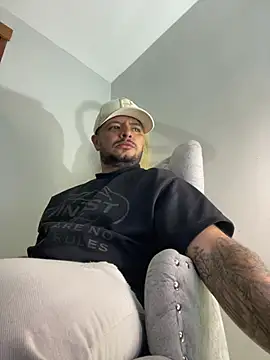 Snapshot of jeann_alexx chatting on June 26, 2026, 1:22 am jeann alexx online show from June 26, 2026, 1:22 am
