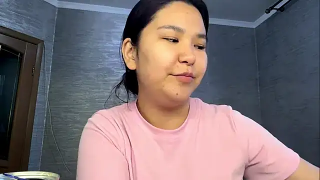 Snapshot of takatsukisenn chatting on June 14, 2026, 2:18 pm takatsukisenn online show from June 14, 2026, 2:18 pm