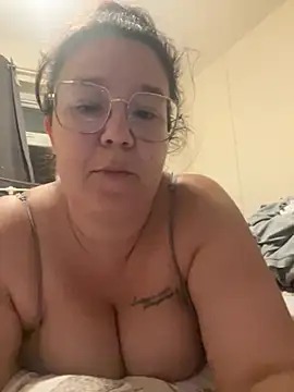 curvymayaxo online show from June 9, 2026, 10:11 pm