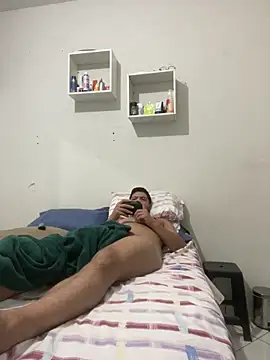 mineirinho3120 online show from June 20, 2026, 8:47 pm