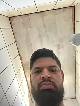 mineirinho3120 online show from August 3, 2026, 11:49 am