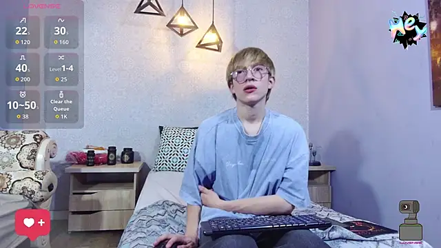 Snapshot of axell_stone_ chatting on July 14, 2026, 8:15 pm axell stone online show from July 14, 2026, 8:15 pm