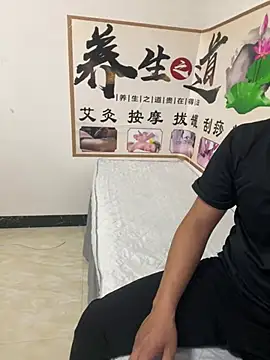 qujing002 online show from July 15, 2026, 2:24 pm