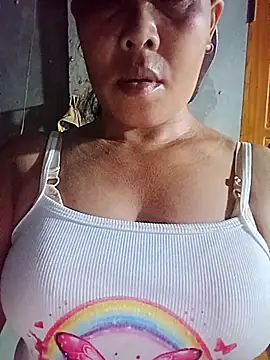 Snapshot of Chin-ni chatting on June 29, 2026, 10:20 pm Chin-ni online show from June 29, 2026, 10:20 pm