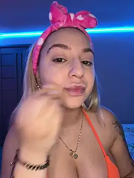 xLexi online show from July 17, 2026, 1:52 pm