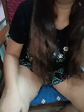 Snapshot of divya-222 chatting on July 31, 2026, 7:11 pm divya-222 online show from July 31, 2026, 7:11 pm