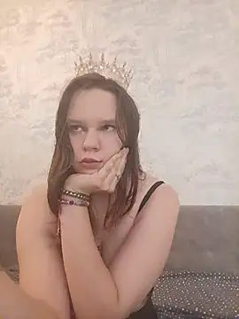 Snapshot of Sara_liss chatting on July 14, 2026, 9:47 am Sara liss online show from July 14, 2026, 9:47 am