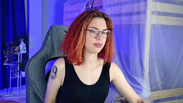 SeraphineDuskryn online show from August 4, 2026, 8:35 pm